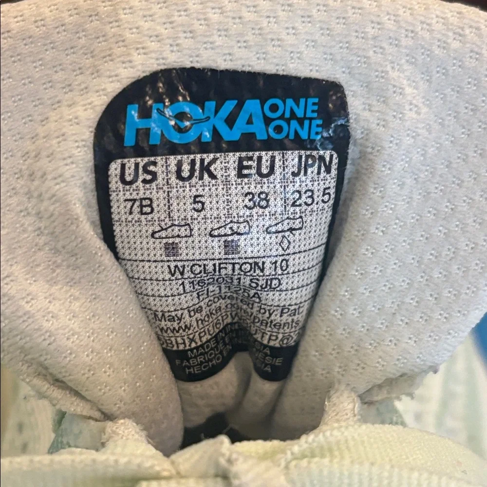 Hoka Women's sea green Clifton 10 Athletic Shoes - Picture 3 of 8